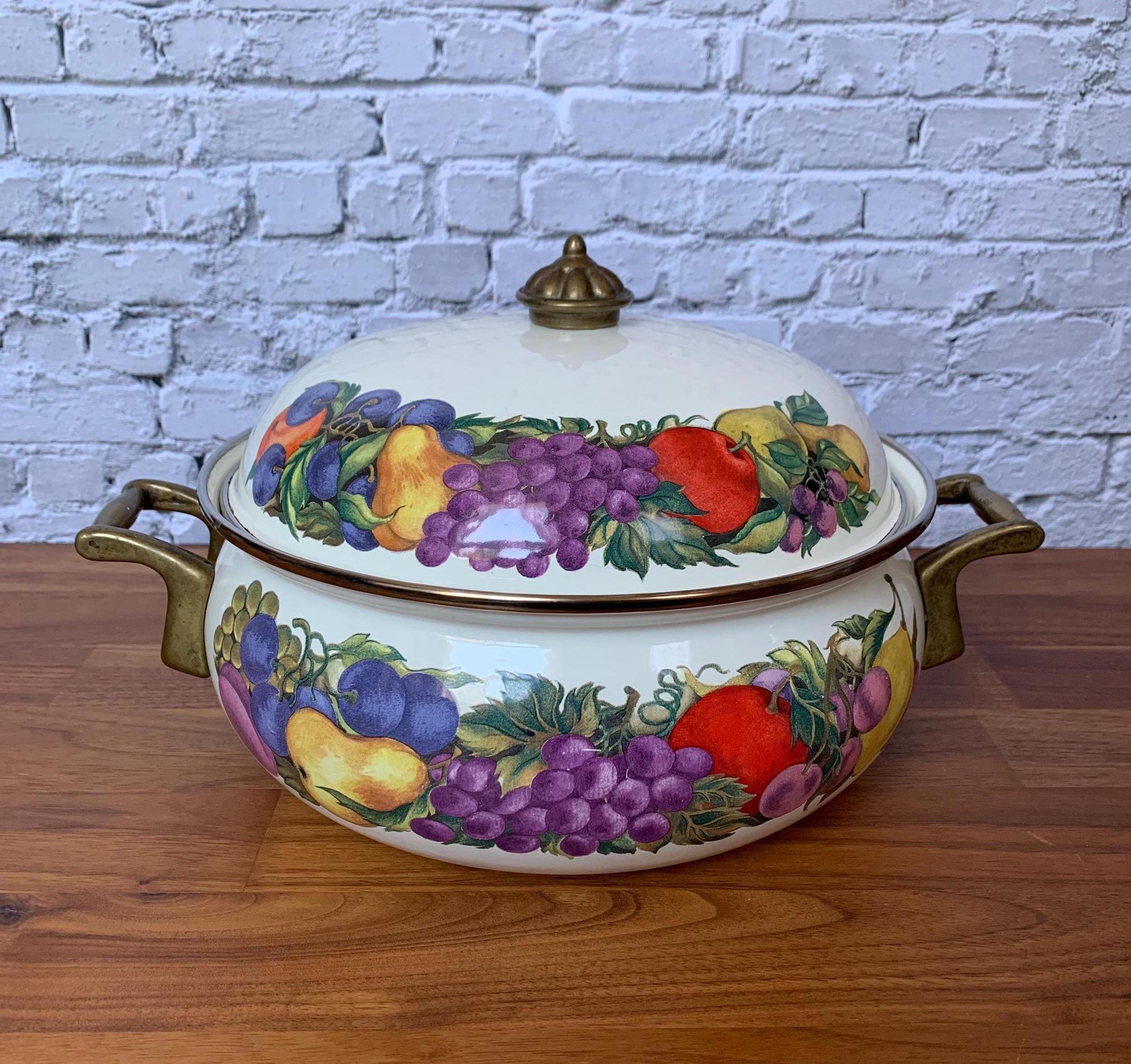 LINCOWARE 4 Quart Pot - Cornucopia Enameled Steel Pot with Solid Brass Handles & Knob - Dutch Oven Soup Pot with Lid - Vibrant Fruit Design