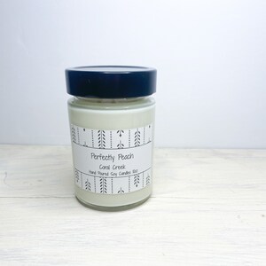 Peach soy candle | perfectly peach Scent | Fuzzy Peach Candy | Mother&#39;s Day | Fruit Fragrance | Canadian Made