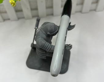 Executive Knight Pen Holder | 3D Printed | Pen Figurine - Desk Accessory - Add Some Color To Your Area!