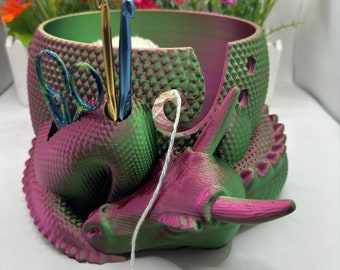 Sleeping Horned Dragon Yarn Bowl With Tool Holes / Without Tool Holes | 3D Printed | Yarn/Crochet Accessories - Dragon Decor