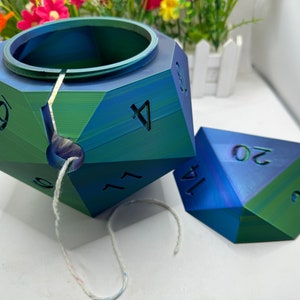 D20 Yarn Bowl | 3D Printed | High Quality Sturdy Yarn Accessory - D&D Yarn Bowl - Crochet DIY, Large Yarn Bowl