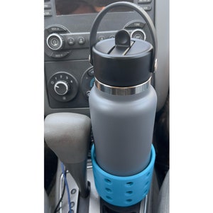 YESCOO Dual Adjustable Car Cup Holder Expander, Cup Holder Expander Fits  Yeti, Stanley, Hydro Flasks 12-64 oz and Big Bottles Mugs in 3'' - 6.2