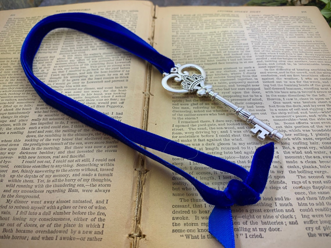 Skeleton Key Bookmark, Silver Key, Velvet Ribbon, Ribbon Bookmarks ...