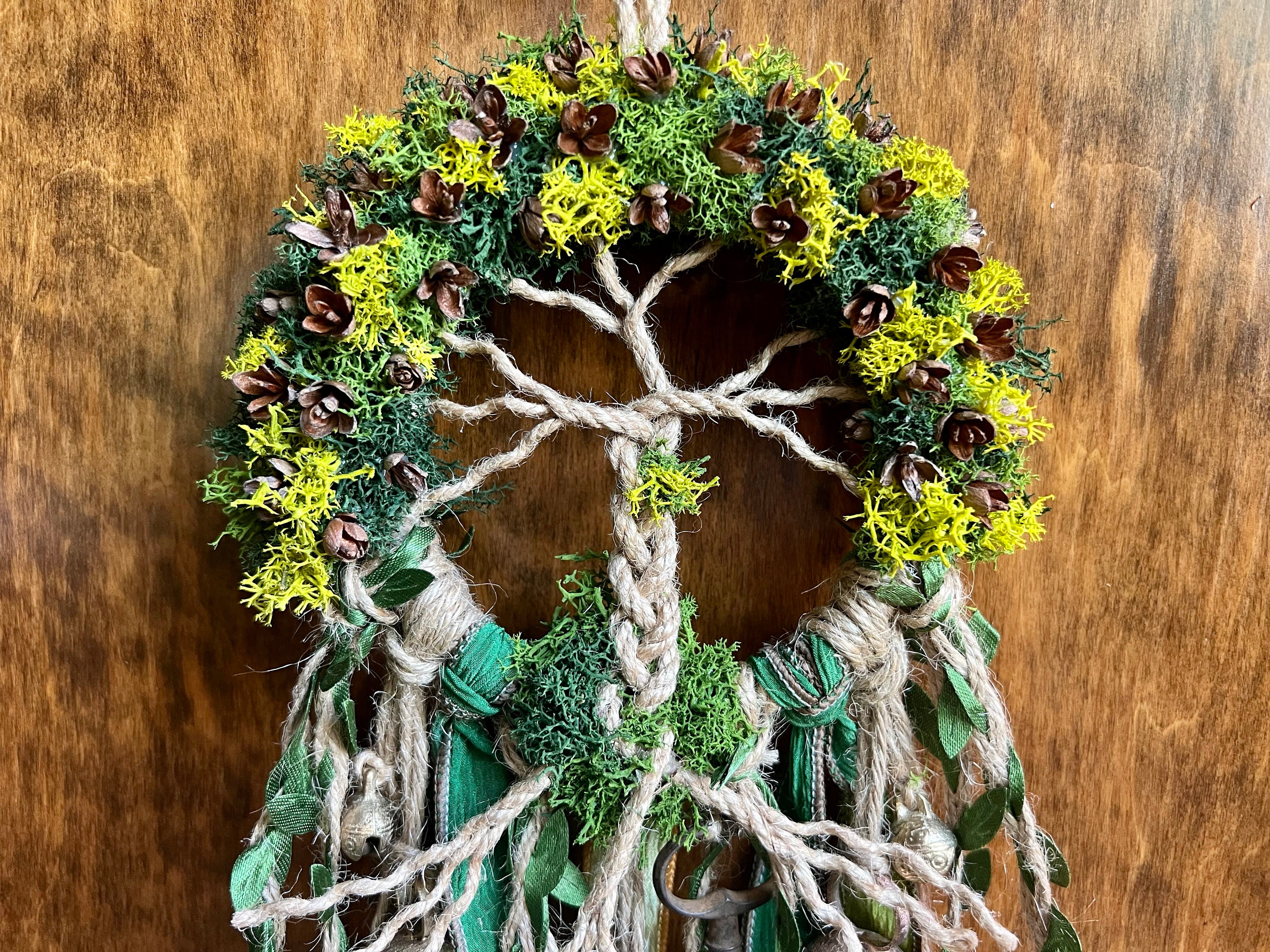 Small wreath with witches bells to put on my door :) : r/witchcraft