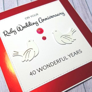 Carte d'anniversaire rubis faite main, carte 40e anniversaire, anniversaire rubis, cadeau pour les 40 ans ensemble, célébration d'anniversaire
