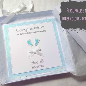 Tarjeta personalizada hecha a mano para nuevo bebé, tarjeta en caja para niña, tarjeta para niño, tarjeta de felicitación para nuevos padres, tarjeta con el nombre, tarjeta para pies pequeños