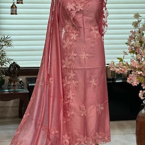 ATHARVA handbroderi Salwar Kameez/Chanderi spetsarbetsskjorta & Dupatta/Santoon Botten/Anpassad söm Unstitch/Plazo/Pant/LACE104