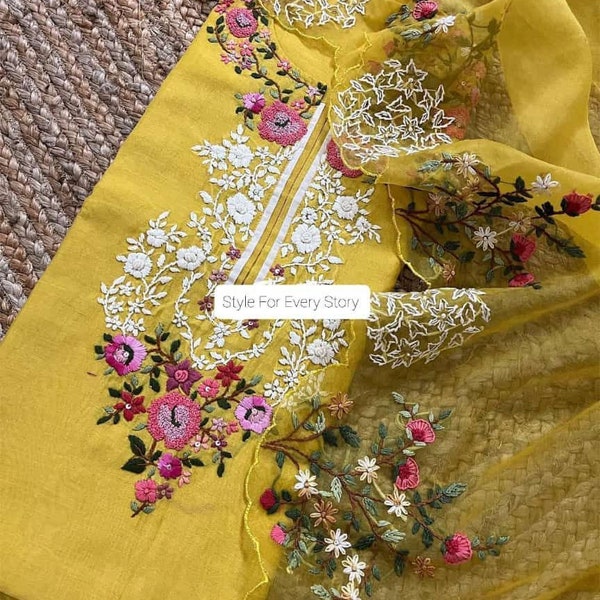 ATHARVA Salwar Kurta bordado a mano/Trabajo pesado e intrincado/Seda Chanderi amarilla/Dupatta de organza/Puntada personalizada sin coser/Anarkali/Plazo/CH2156A