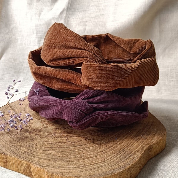 Bandeau bandana avec fil d'aluminium, fabriqué à la main de manière durable à partir de résidus de tissu. Tissu côtelé marron et aubergine/violet