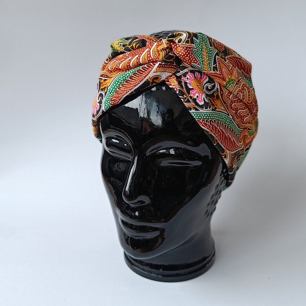 Serre-tête bandana avec fil d'aluminium, fabriqué à la main de manière durable à partir de tissu batik d'occasion aux couleurs chaudes : orange, rose, vert, noir, jaune, rouille