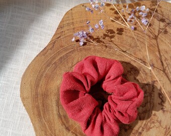 Scrunchie sostenible hecho a mano en lino naranja/óxido, hecho de tejido residual