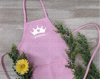 Princess with crown kids apron, Apron with pockets, gifts for kids, kids in the kitchen, kid chef, craft apron