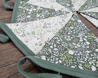 Vintage Style Green & Cream floral Double Sided Fabric Bunting | country cottage décor | farmhouse bunting