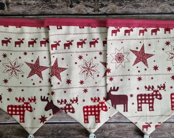 Red and Beige Christmas Bunting | Nordic Design | Christmas garland for mantle