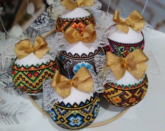 Holiday decor - Ukrainian christmas ornaments - Set of 6 baubles christmas ornaments - Handmade christmas cross stitch ornaments