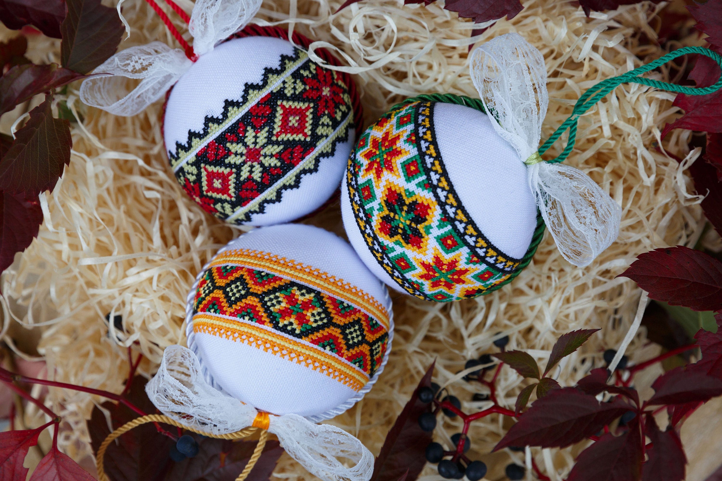 Traditional ukrainian christmas decoration ideas for the holidays