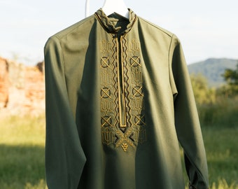 Vyshyvanka brodée - Vyshyvanka ukrainienne pour homme - Chemise Zelensky brodée - Vyshyvanka brodée militaire ukrainienne