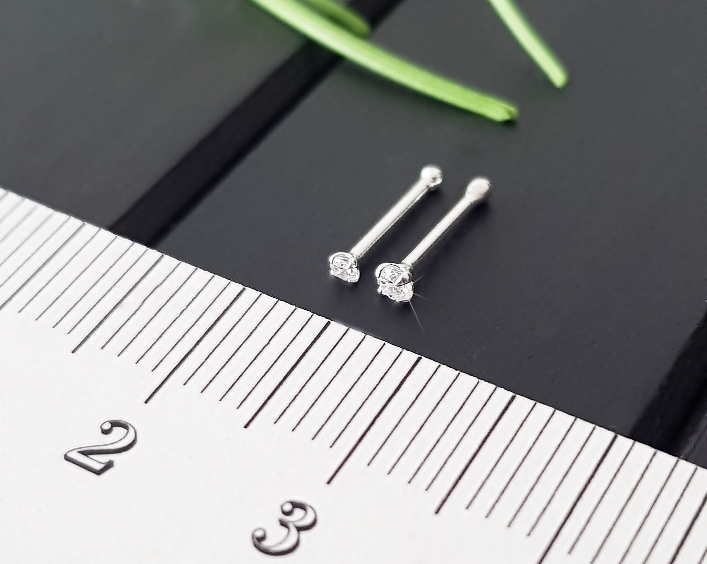 Piercing Naso Cerchietto Argento 925 Con Zirconi 0.8mm Per