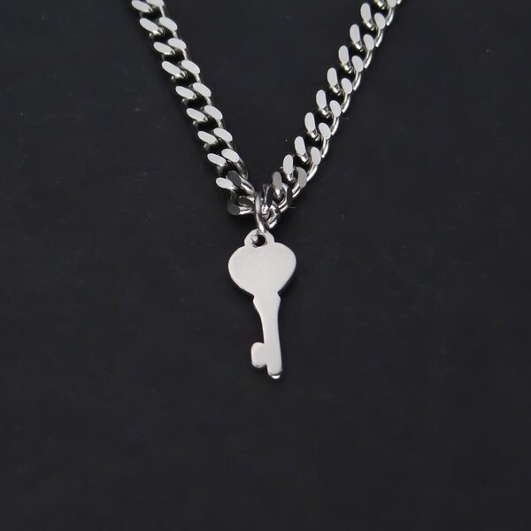 CRW Simple Tiny Key Collar con 2mm facetado miami cadena cubana en plata - Collares para Mujer - Collar para Hombre - Collar con Colgante