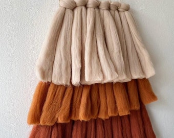 Boho Ombre Wallhanging - Tapisserie de Macramé - Chunky Merino Wool Wallhanger