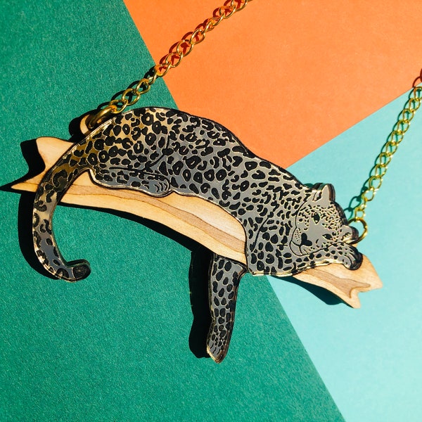 Lazy Leopard Necklace