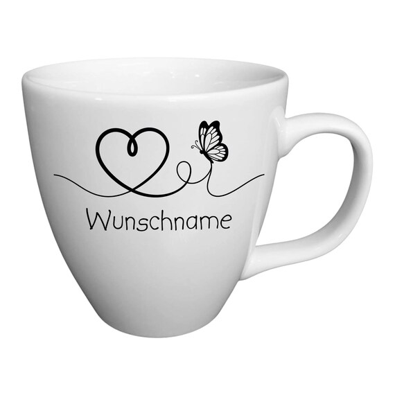 XL Kaffeebecher 450ml personalisiert mit Wunschname - Individuell bedruckte Tasse – Schmetterling & Herz – Geschenkidee