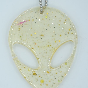 Glitter Bomb Alien Key Chains - ohiohippies.com
