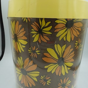Flower Ice Vintage Bucket
