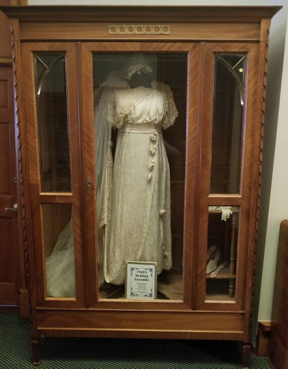 Early 1920's Wedding Dress - Gem