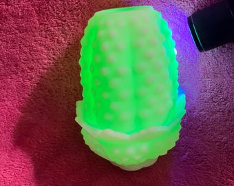 Vintage Fenton Hobnail Yellow Custard  Fairy Lamp!  It’s a Beauty!  GLOWS!