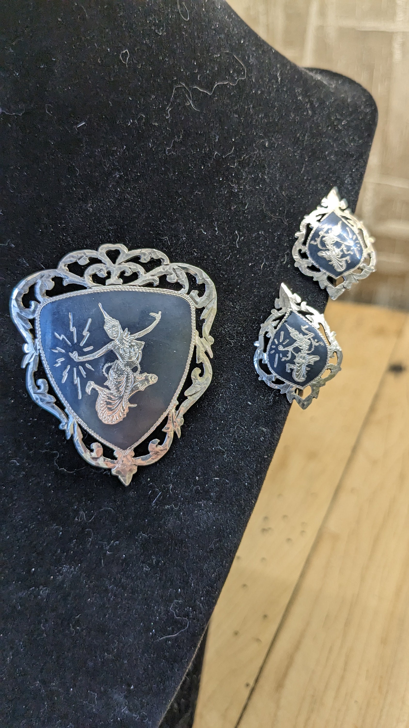 Siam Silver Set - Etsy Siam Silver Set - Etsy