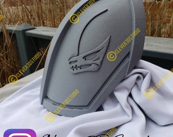 Shoulder Armor with Mudhorn Signet, Mandalorian Beskar Armor