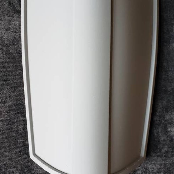 Mandalorian Left Thigh armor, Beskar