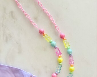 The Glitter Gummy Bear Mask Chain