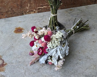 Dried Flower Bouquet | Pink| Antique White | Perfect for a Bridal Bouquet, Prom Bouquet or Photoshoot