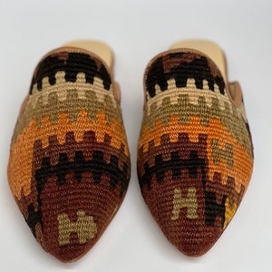 Size 7 Kilim Mule Flat Shoes, EU 37.5, Handwoven Rug, Kilim Rug, Handcrafted Wearable Textile, Reclaimed Textile, Eclectic, Vintage