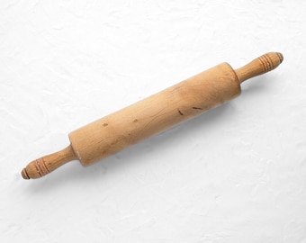 Vintage Wooden Rolling Pin, Classic Farmhouse Kitchen Tool, Solid Hardwood Dough Roller