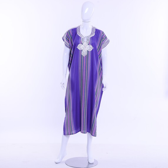 Gandoura Marocaine Traditionnelle Robe Violet pour femme Vetements Taille Standard Robe de Shakira Etsy Canada