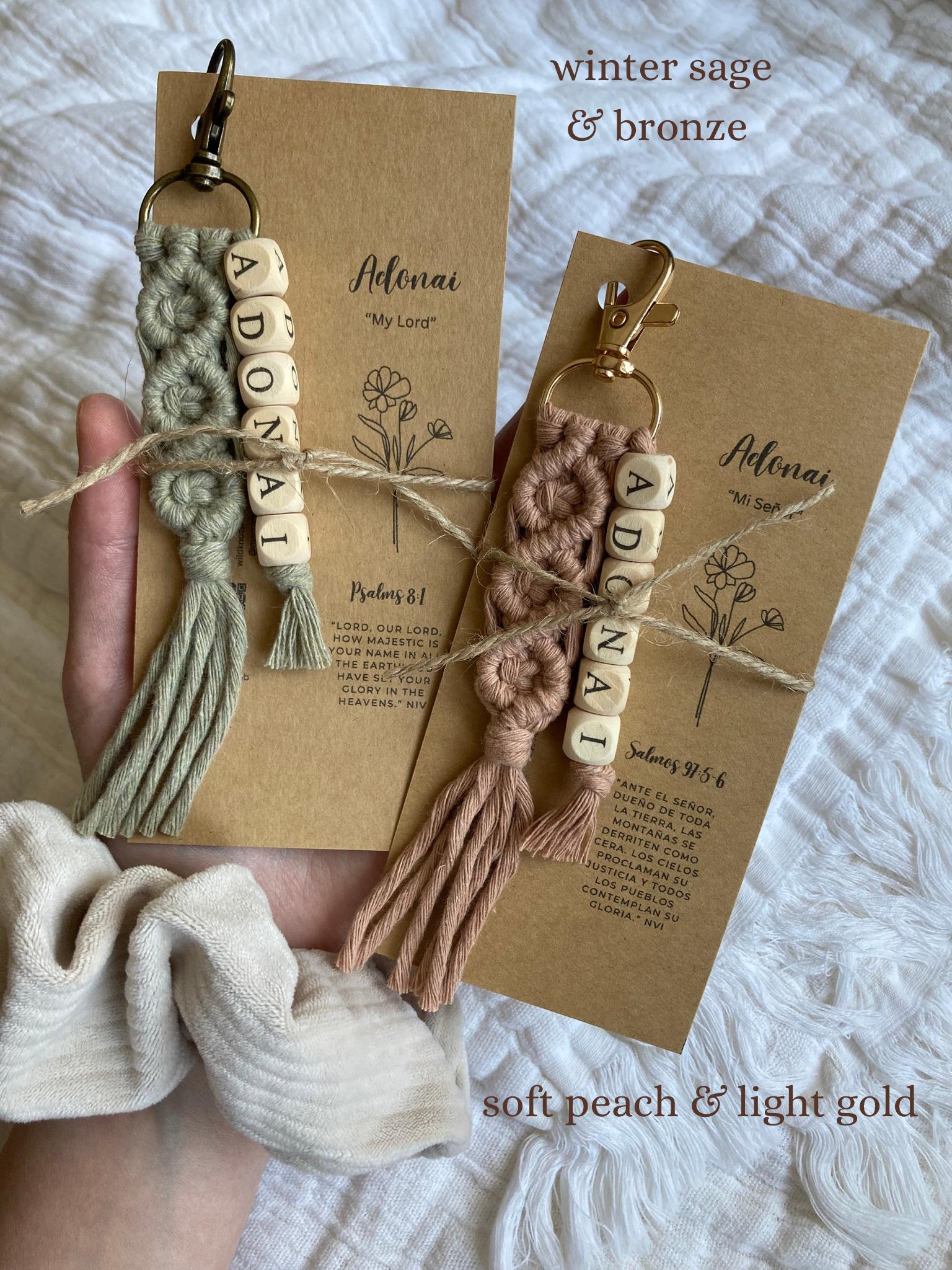 Yahweh | Yahvé | Yeshúa | Adonai | Jehovah | Jehová | Mesías | Emmanuel | Power of His Name Keychains | Bible Study Gift | Christian Gift