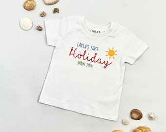 Camiseta personalizada de las primeras vacaciones / Primer recuerdo de las vacaciones del bebé / Primera camiseta para niños pequeños de las vacaciones / Mis primeras vacaciones / Hito del bebé