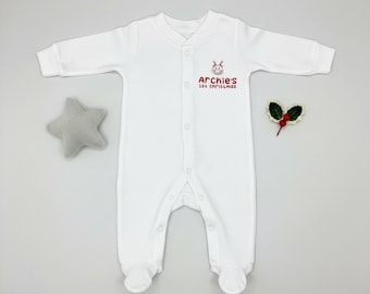 Pijama navideño personalizado para el primer cumpleaños del bebé / Pijamas navideños a medida / Pijamas para celebrar los hitos del bebé / Regalo para recién nacido