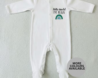 Personalisierter Baby Schlafanzug, Hallo Welt Neugeborenen Outfit, Benutzerdefinierte Name Baby Weste, Regenbogen Baby Geschenk