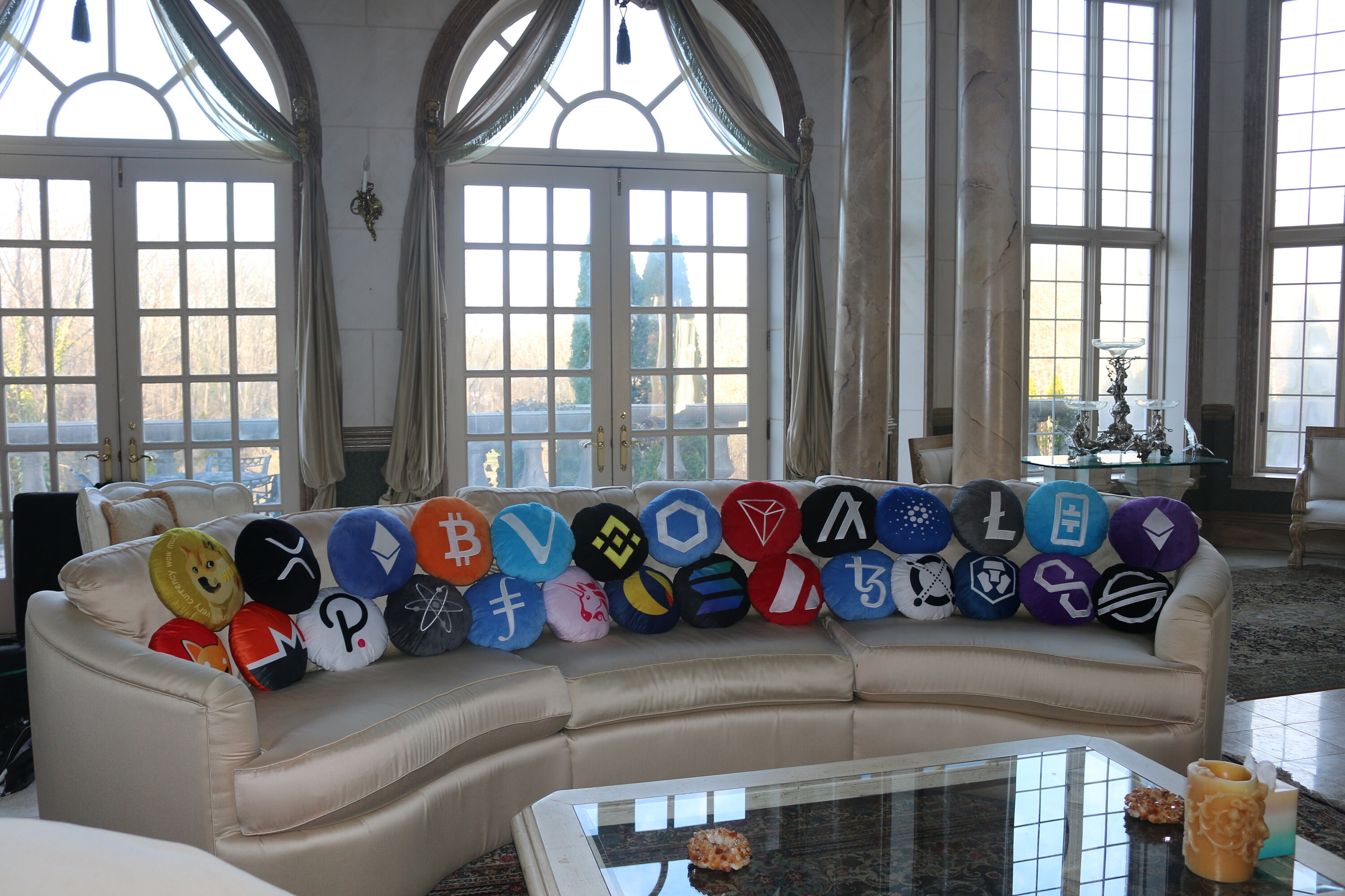 Crypto.com Cronos CRO Pillow - Round Stuffed Plush Crypto Pillow by  Blockcraft CRO Plush Pillow - Etsy UK