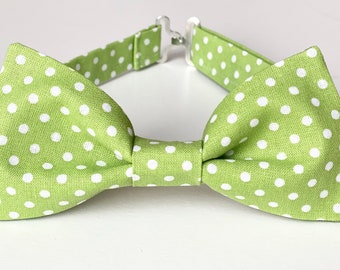 Green white dots bow tie, Mans bow ties , green bow tie, bow ties for kids , clip bow tie, adjustable strap bow tie, wedding bow tie