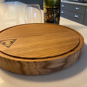 Chunky Circular Oak Chopping Board with juice groove