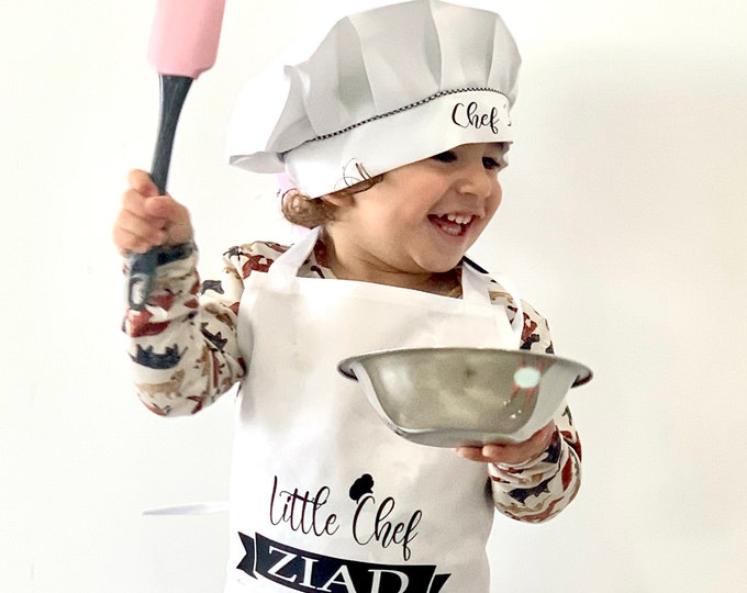 Personalized Kids apron, kids Christmas gift , kids chef hat with name , apron for kids , baby apron , toddler apron , custom kids apron