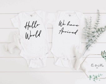 Cadeau Bebe Fille Jumeaux Body Bebe Garcon Jumeaux Hello World Twins Cadeau Bebe Jumeaux Cadeau Bebe Garcon Jumeaux Fantaisie Et Specialty Fantaisie Dwteam In