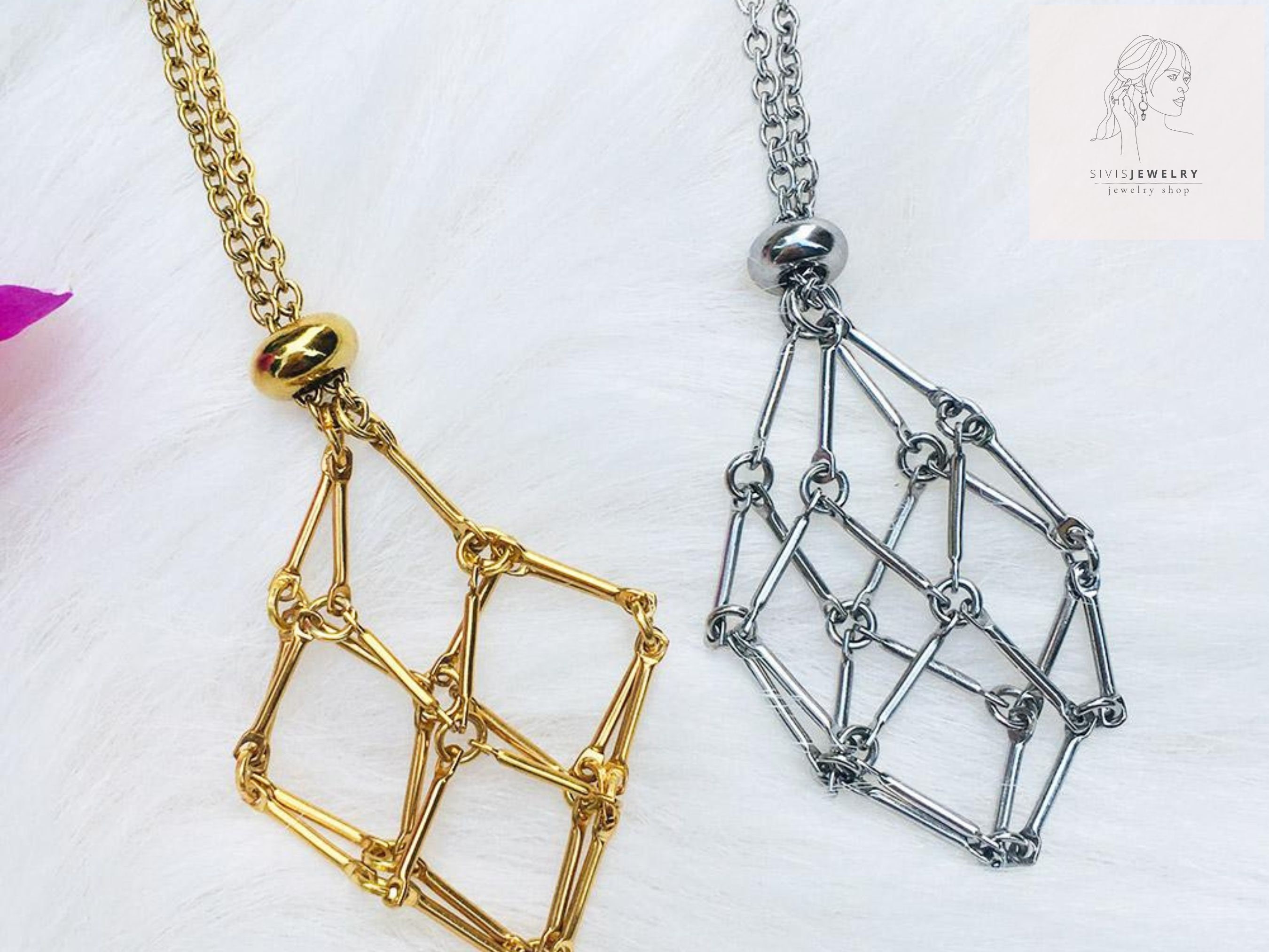 Design Crystal Cage Necklace Holder Net Pouch Metal Chain Stone