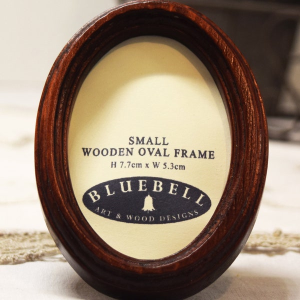 Mahogany Oval Shaped Handmade Wooden Photo Frame Antique Vintage Style Picture Frame 2"x3", 2.5"x3.5", 3"x4", 3.5"x5", 4"x6", 5"x7" Inches