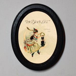 Halloween Black Oval Wooden Framed Picture Witchy Wall Hanging, Vintage Gothic, The Black Cat.